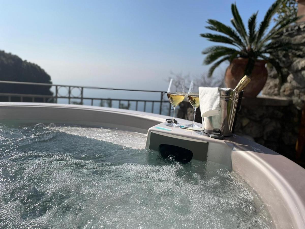 Villa De Rosa Позитано Екстериор снимка