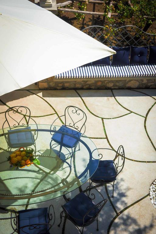 Villa De Rosa Позитано Екстериор снимка