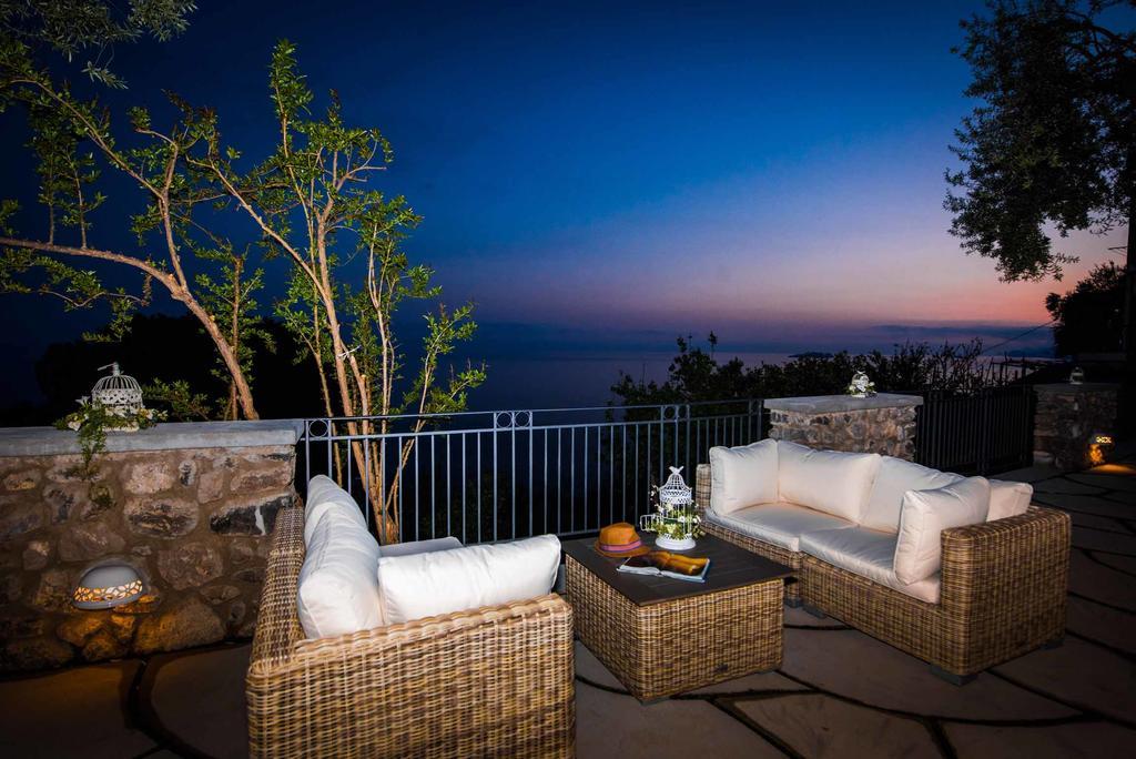 Villa De Rosa Позитано Екстериор снимка