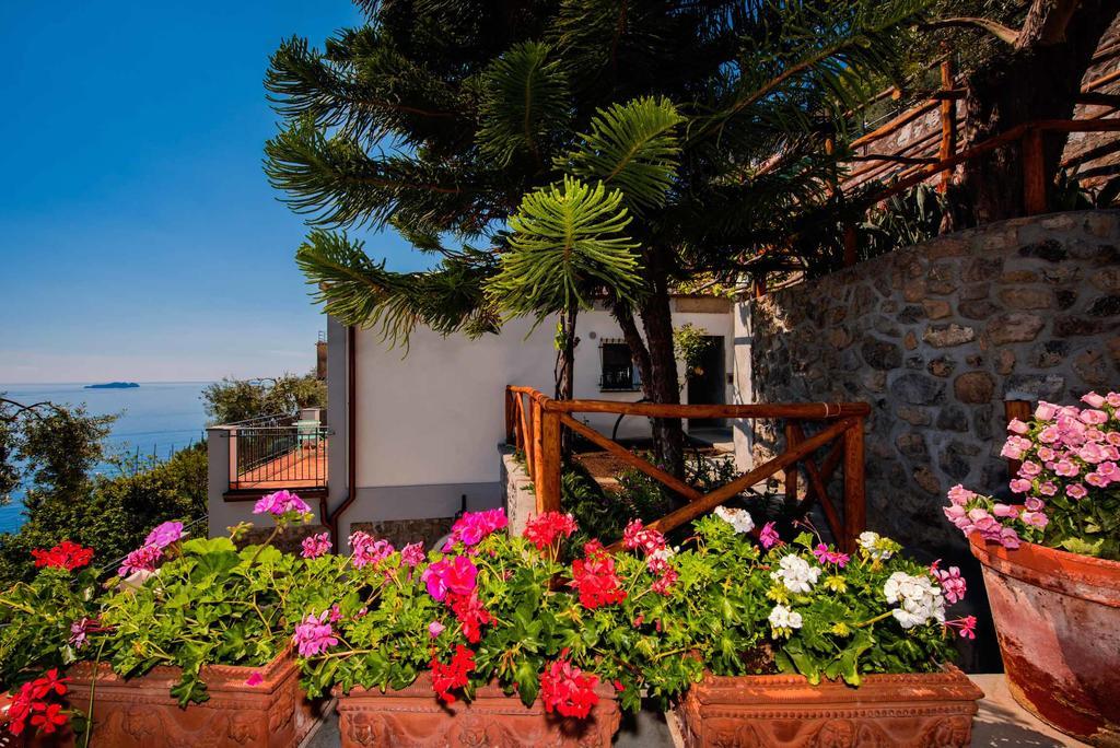 Villa De Rosa Позитано Екстериор снимка